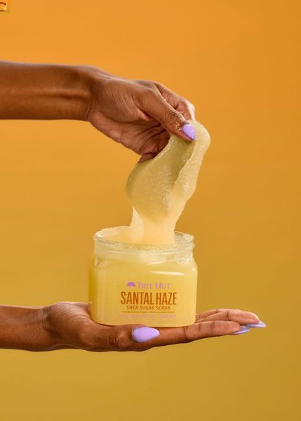 Скраб для тіла Tree Hut Santal Haze Sugar Scrub 510g 075371003844 фото