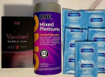 Набір 34 шт ONE Mixed Pleasures - Pasante Cooling + Рідкий вібратор Intt Vibration Bubble Gum (15 мл) SOS1533 фото