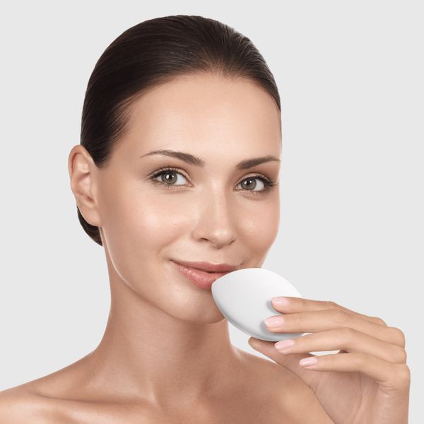 Пристрій для збільшення обʼєму губ GESKE Lip Volumizer&Booster 4в1 Big white HB0233 фото