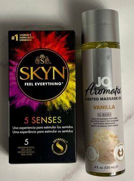 Набір з SKYN 5 Senses та System JO Aromatix &mdash; Massage Oil &mdash; Vanilla 120 мл SOS1598 фото