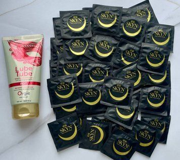 Комплект 40 шт Skyn ​​Original + лубрикант LUBE TUBE HOT, 150 мл ORGIE SOS2485 фото