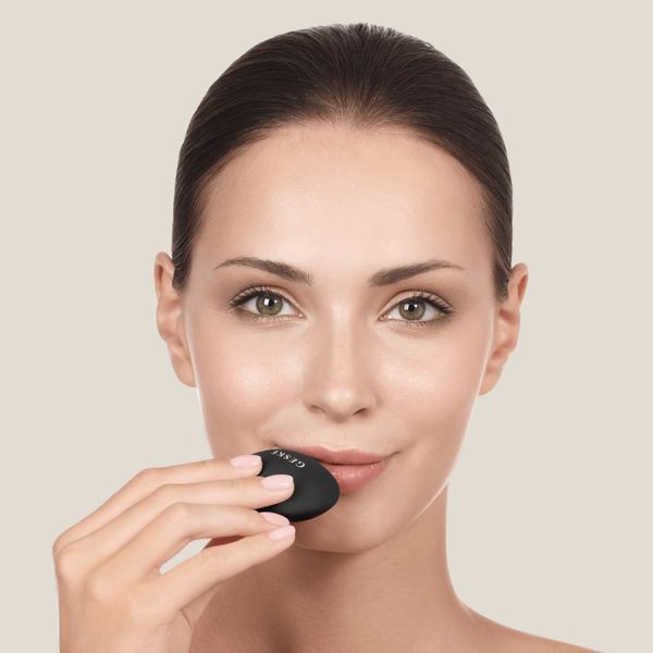 Устройство для увеличения объема губ GESKE Lip Volumizer&Booster 4в1 Small gray HB0027 фото
