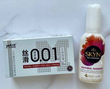 Комплект ультратонких Muaisi 0,01 мм 10 шт + Лубрикант на водній основі SKYN NATURAL HARMONY, 80 мл SOS1242 фото