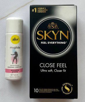 Комплект SKYN Close Feel 10 штук + Збудлива змазка  pjur my glide 30 мл SOS1388 фото