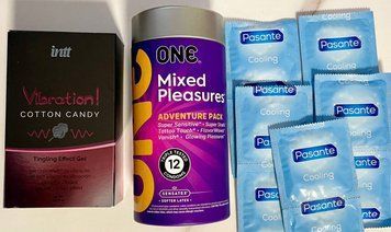 Комплект 22 шт ONE Mixed Pleasures + Pasante Cooling + Рідкий вібратор Intt Vibration Cotton Candy (15 мл) SOS1538 фото