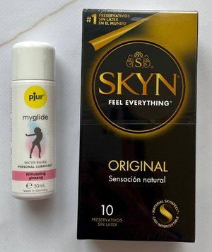 Комплект SKYN Original 10 шт + Збудлива змазка pjur my glide 30 мл SOS1389 фото