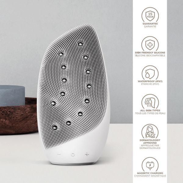 Очищувальна щітка для обличчя GESKE Sonic Thermo Facial Brush&Face-Lifter 8в1 white HB0095 фото