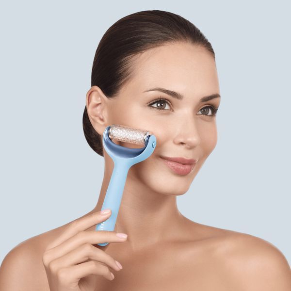 Электронный роллер для лица и тела с микроиглами GESKE MicroNeedle Face&Body Roller 8в1 aquamarine HB0204 фото