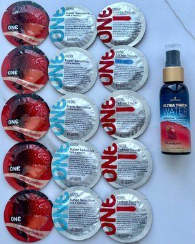 Набор 15 штук ONE Super Sensitive, Tattoo Touch, Flavor Waves + Sensuva Ultra-Thick Water-Based Strawberry (57 мл) SOS3901 фото