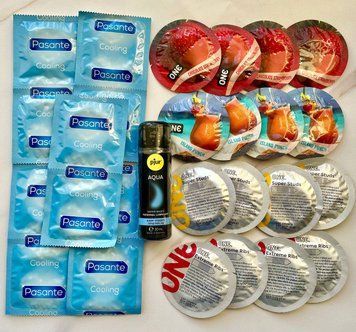 Комплект з 26 штук ONE Flavor Waves, Studs, Ribs - PASANTE Cooling + Лубрикант pjur Aqua 30 мл SOS1449 фото