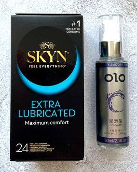 Набор SKYN Extra Lube (24 штук) + Лубрикант "olo smooth" 60 мл SOS2344 фото
