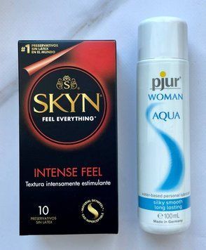 Набір SKYN Intense Feel 10 шт  - Лубрикант на водній основі pjur Woman Aqua 100 мл SOS1994 фото