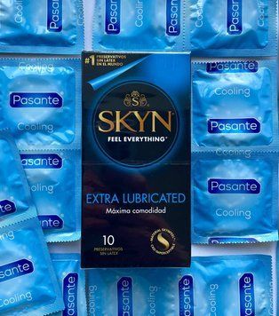 Коробка Skyn Exstra Lube 10 штук + Pasante Cooling 20 шт SOS1150 фото
