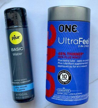 Набір ONE UltraFeel 2-in-1 Pack 10 шт + Лубрикант pjur Basic waterbased 100 мл SOS2044 фото