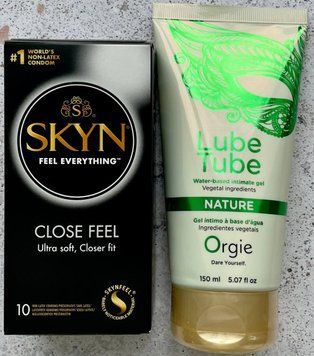 Комплект SKYN Close Feel 10 штук + LUBE TUBE NATURE, 150 мл ORGIE  SOS1107 фото