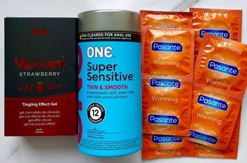 Набір 24 шт ONE Super Sensitive - Pasante Warming + Рідкий вібратор Intt Vibration Strawberry (15 мл) SOS1551 фото