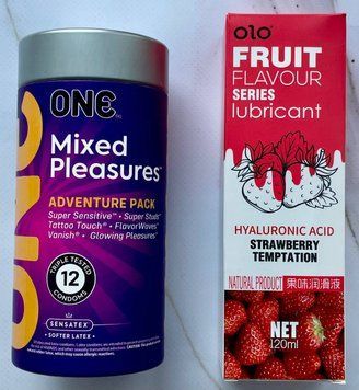 Комплект ONE Mixed Pleasures 12 шт + Гель-лубрикант клубничный 120 мл OLO SOS3662 фото