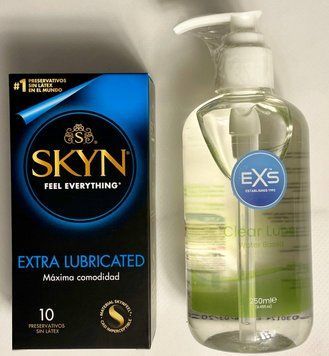 Комплект Skyn Exstra Lube 10 шт + Лубрикант EXS Aloe 250 мл ( прозорий ) SOS1602 фото
