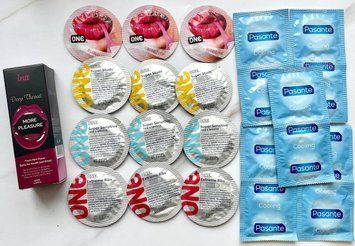 Набір 22 шт - ONE Super Studs, Super Sensitive, Flavor Waves, Extreme ribs - Pasante Cooling + Intt Deep Throat Oral Spray (12 мл) SOS1852 фото