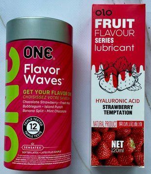 Комплект ONE Flavor Waves 12 шт + Гель-лубрикант клубничный 120 мл OLO SOS3663 фото