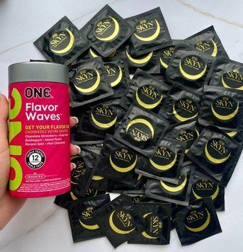 Набор 50 шт Skyn ​​Original + 12 шт ONE Flavor Waves SOS2503 фото